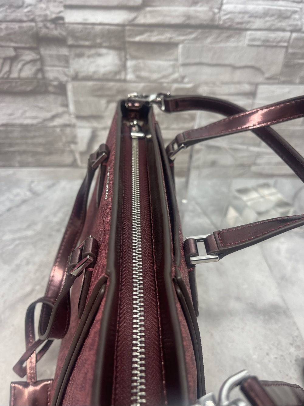 Michael Kors Taryn Metallic Logo Saffiano Tote & Matching Wallet Oxblood - Picture 9 of 13